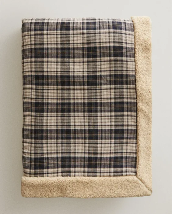 MANTA PELO CUADROS - Textiles, Uruguay | Zara Home
