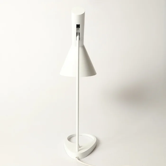 Luminaria de Mesa Jetson Blanca en Blanco - Lámparas de mesa, Uruguay | Serlux, vista 6