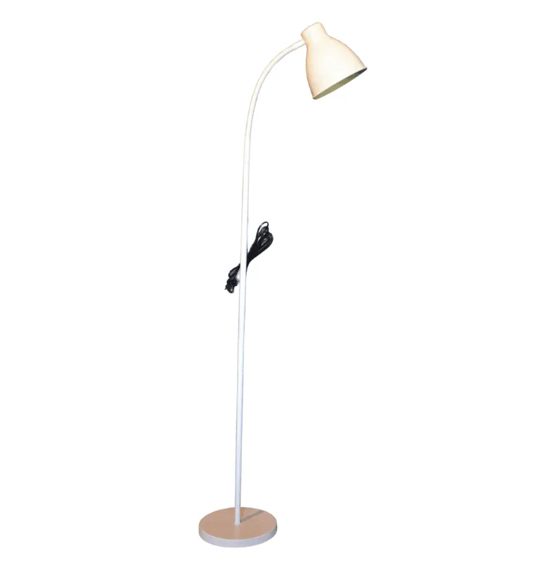 L.PIE ESTEBAN DISTRESSED WHITE 135CM en Off-white - Lámparas de pie, Uruguay | Masinfinito Casa