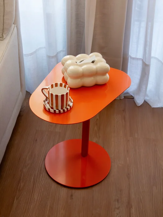 mesa auxiliar candy - naranja en Naranja, Uruguay | Proyecto Forma