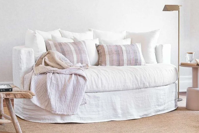 SILLON LUNA - OVAL - LINO BLANCO en Blanco - Sillones y sofás, Uruguay | La Iberica, vista 2
