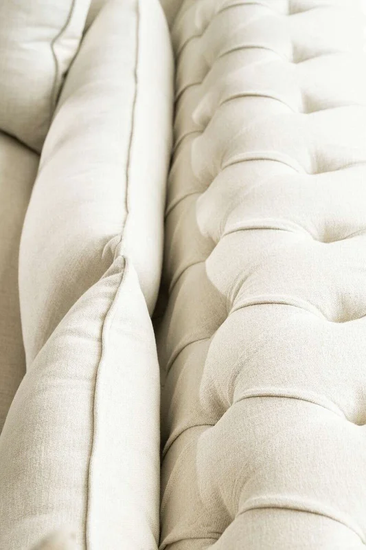 SILLON CHESTERFIELD - LINO ANTIMANCHAS en Blanco - Sillones y sofás, Uruguay | La Iberica, vista 6