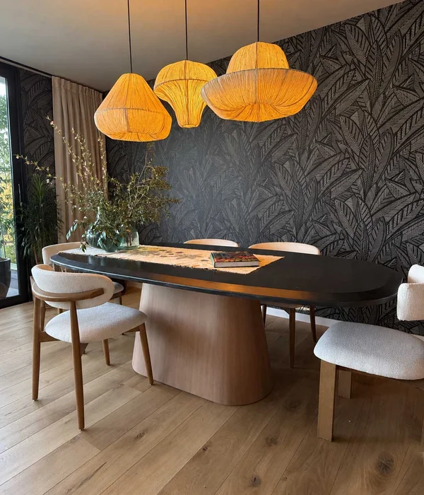 Mesa de comedor OTTAWA biselada en Negro - Mesas de comedor, Uruguay | Mezcla