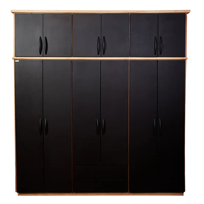 Placard 2,10 - 12 puertas — Serra Amoblamientos en Negro - Roperos y placares, Uruguay | Serra Amoblamientos