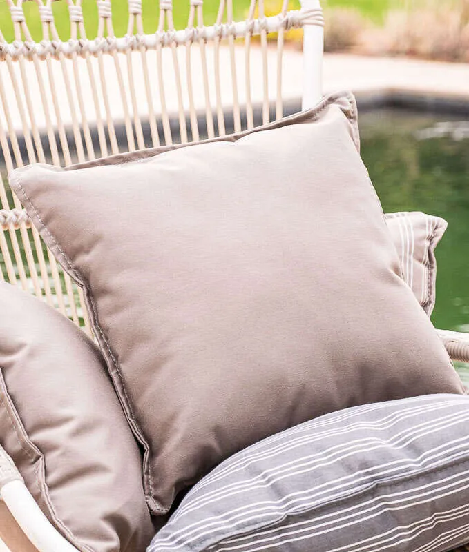 ALMOHADON EXTERIOR - VISON - 45 X 45 en Beige - Muebles para el exterior, Uruguay | La Iberica