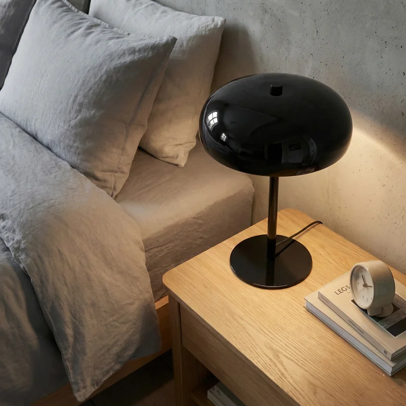 Lámpara de mesa Nébula en Negro - Lámparas de mesa, Uruguay | La Perla, vista 3