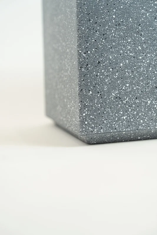 Maceta Grey Rectangular - Color Unico en Multicolor - Muebles para el exterior, Uruguay | Indian, vista 3