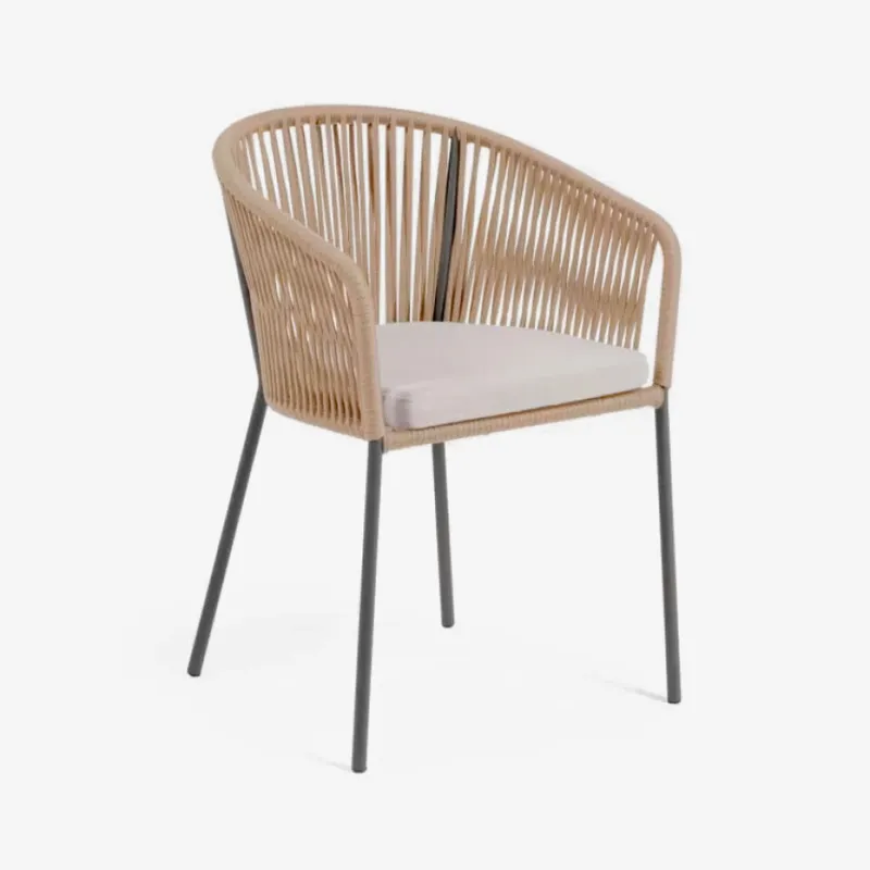 Silla Yanet - de cuerda beige y patas de acero galvanizado en Beige - Sillas, Uruguay | Kavehome