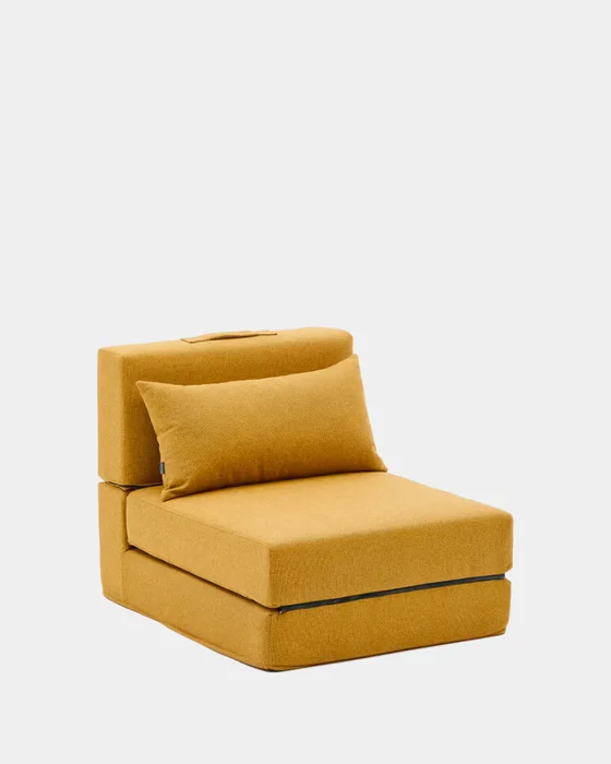 Puf cama convertible Arty mostaza 70 x 89 (200) cm en Amarillo - Butacas, banquetas y puffs, Uruguay | Kavehome