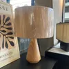 Lámpara de Mesa Garabe Cónica – Pantalla Bouclé - Lámparas de mesa, Uruguay | Berna home, vista 6 de 6
