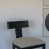 Banqueta en teca y asiento tapizado en lino antimanchas en Negro - Butacas, banquetas y puffs, Uruguay | Entrecasa, vista 3 de 6