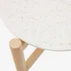 Mesa auxiliar Pola de cemento y madera maciza de eucalipto Ø 50 cm FSC 100% en Blanco, Natural - Mesas de arrimo, Uruguay | Kavehome, vista 4 de 7