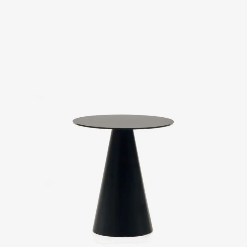 Mesa auxiliar Wilshire de cristal templado y metal con acabado pintado negro mate Ø 50 cm en Negro - Mesas de arrimo, Uruguay | Kavehome