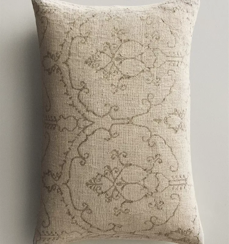 FUNDA COJÍN JACQUARD - Textiles, Uruguay | Zara Home