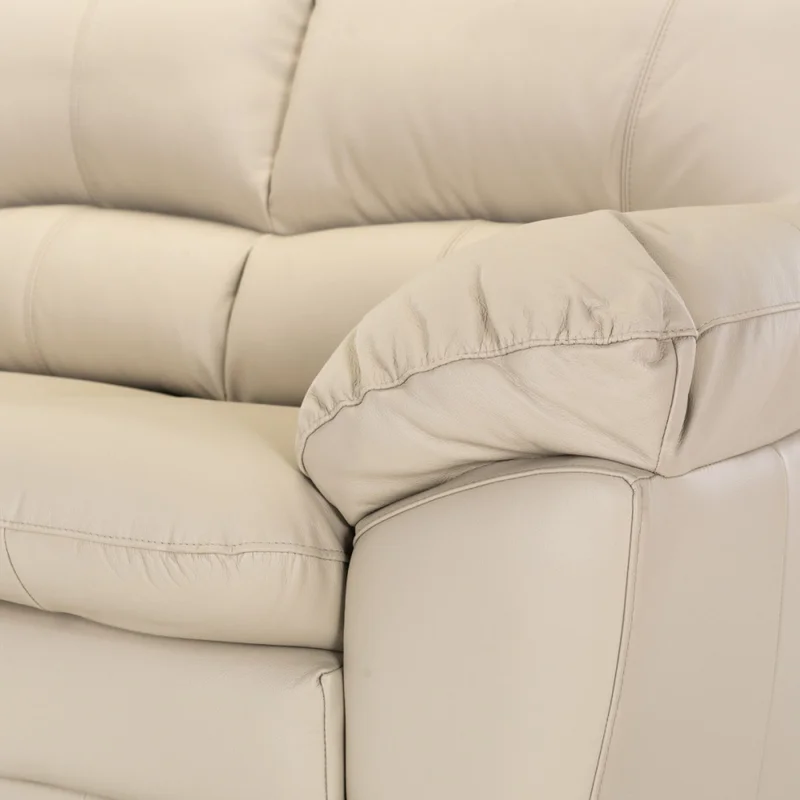 Sofá Messina - Cuero Básico - 3 cuerpos - Arena - (Preventa) en Beige - Sillones y sofás, Uruguay | NYR, vista 3