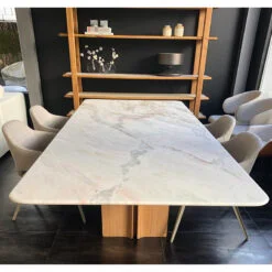 MESA en Beige - Mesas de comedor, Uruguay | Vivai, vista 3