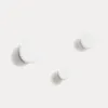 Set Nadua de 3 colgadores madera maciza de haya acabado - blanco en Blanco - Percheros y colgadores, Uruguay | Kavehome, vista 1 de 3