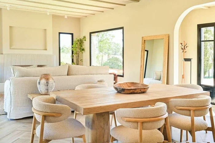 SILLA ALLEGRA - FRESNO NATURAL en Blanco - Sillas, Uruguay | La Iberica, vista 3