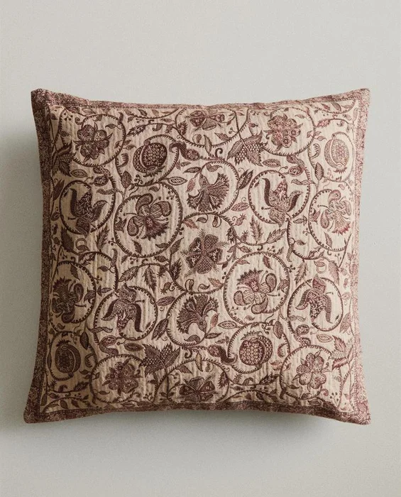 FUNDA COJÍN JACQUARD en Beige - Textiles, Uruguay | Zara Home