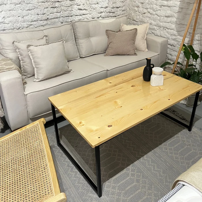 Mesa de Centro Rustica - Madera de Abeto en Madera natural - Mesas de living, Uruguay | Berna Home, vista 4