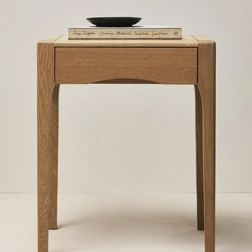 MESITA NOCHE ROBLE CON CAJÓN - Mesas de luz, Uruguay | Zara Home