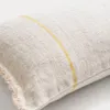 Almohadón Lidore de lino beige con rayas a contraste amarillo 30 x 50 cm en Beige - Textiles, Uruguay | Kavehome, vista 4 de 4
