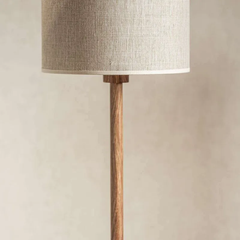 LAMPARA WOODY - ALTA en Madera natural - Lámparas de mesa, Uruguay | La Iberica