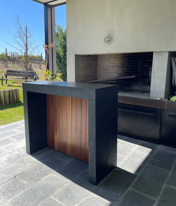 Barra exterior con Lapacho en Madera natural - Muebles para el exterior, Uruguay | Mezcla
