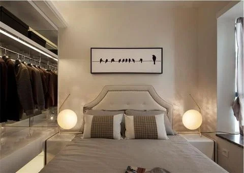 IC T2 en Dorado - Lámparas de mesa, Uruguay | Darko Lighting, vista 3