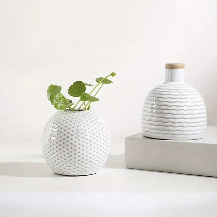 FLORERO DE RED CIRCULAR CERAMICA 9.5x9.5x8CM NATURAL en Madera natural - Jarrones, Uruguay | Koz, vista 2