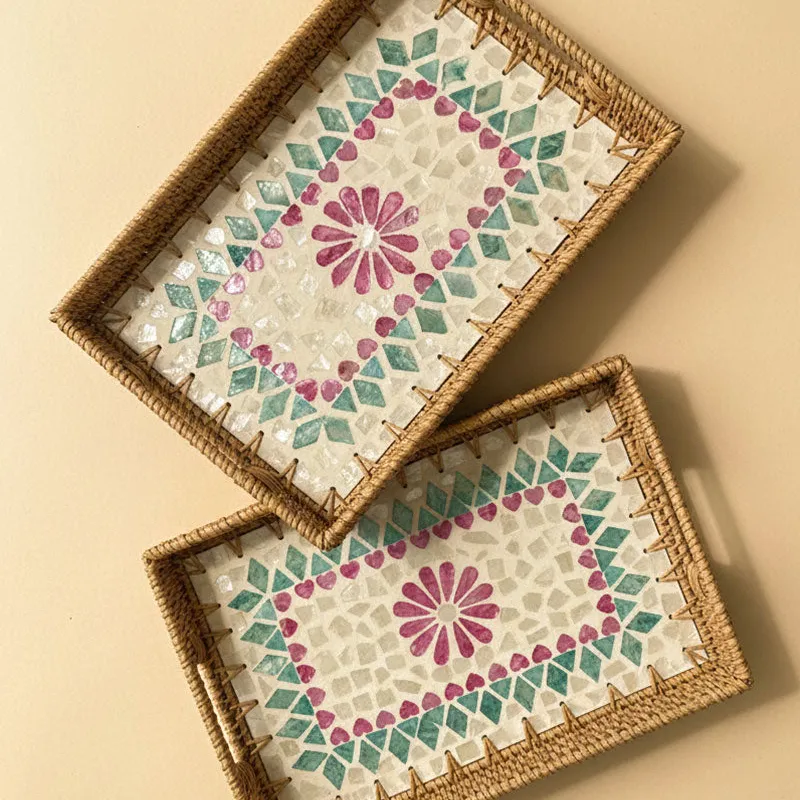 SET 2 BANDEJAS NÁCAR Y RATÁN en Multicolor - Decoración, Uruguay | Cabana