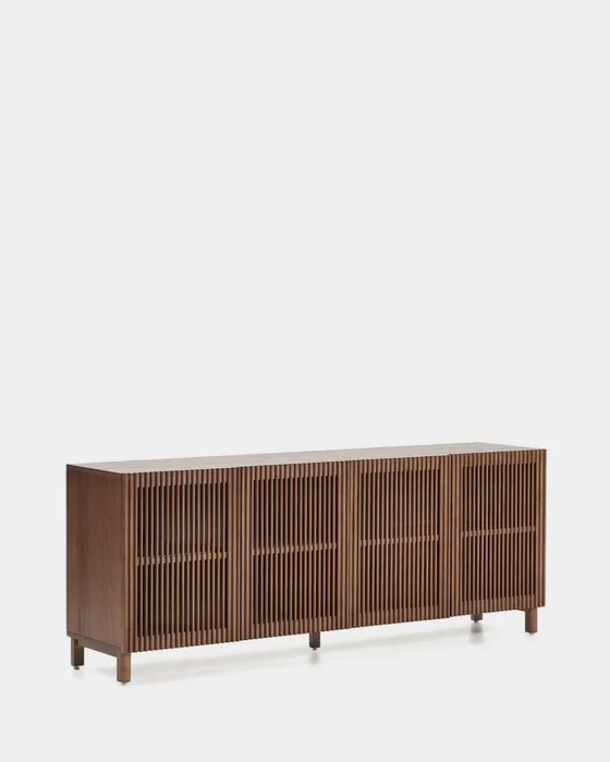 Aparador Beyla 4 puertas de chapa y madera maciza de fresno con acabado tono nogal 180 x 71,5 cm en Marrón - Aparadores y recibidores, Uruguay | Kavehome