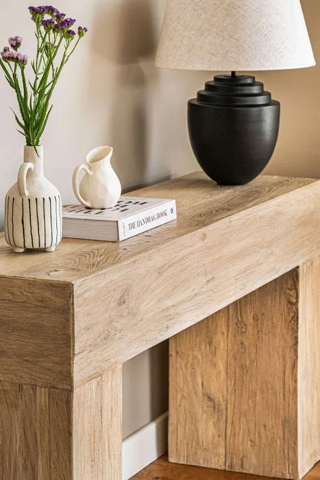 MESA DE ARRIMO / CONSOLA TAURET - 1.42 MTS en Madera natural - Bibliotecas, Uruguay | La Iberica, vista 3