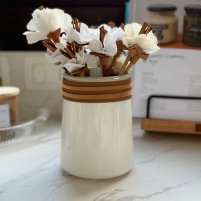 Florero o porta utensilios blanco con cuero en Blanco - Jarrones, Uruguay | Dreams On Time, vista 8