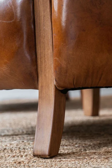 BUTACA WOOLY - WALNUT Y CUERO ITALIANO ENVEJECIDO en Marrón - Butacas, banquetas y puffs, Uruguay | La Iberica, vista 17