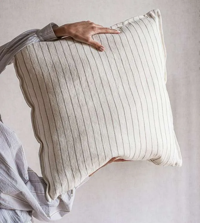 ALMOHADON LINO ALTO GRAMAJE RAYADO OFF WHITE - 55 X 55 en Blanco - Textiles, Uruguay | La Iberica