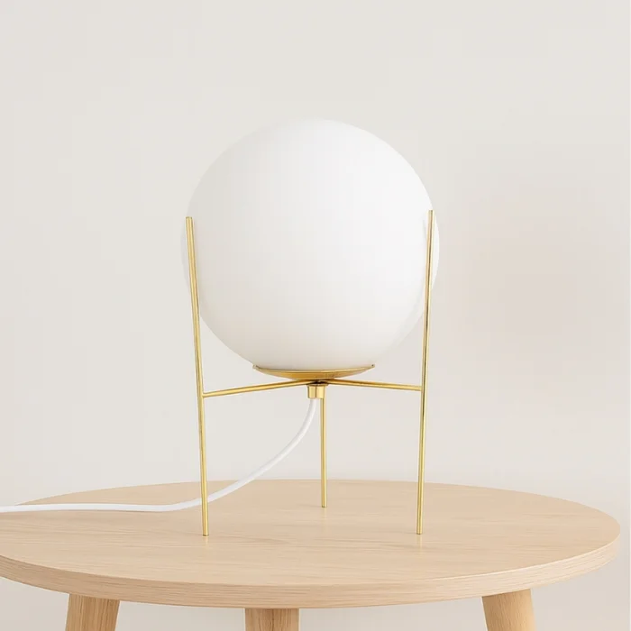 Luminaria de Mesa Pireo Blanca en Blanco - Lámparas de mesa, Uruguay | Serlux, vista 2