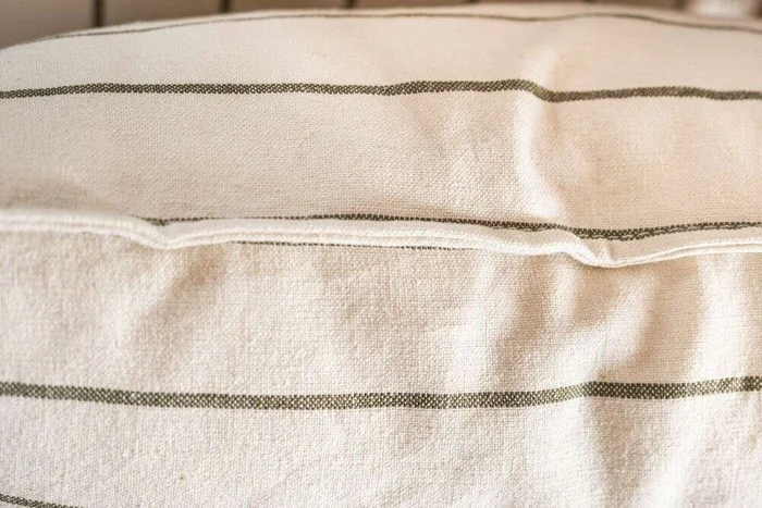 ALMOHADON LINO RAYADO VERDE - 55 X 55 CMS en Verde - Textiles, Uruguay | La Iberica, vista 10