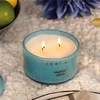 VELA AROMATIVA 230G SEA ISLAND COTTON CELESTE en Celeste - Velas y Portavelas, Uruguay | Koz, vista 2 de 3