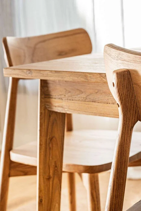 SILLA MICK - OLMO MIEL en Madera natural - Sillas, Uruguay | La Iberica, vista 2