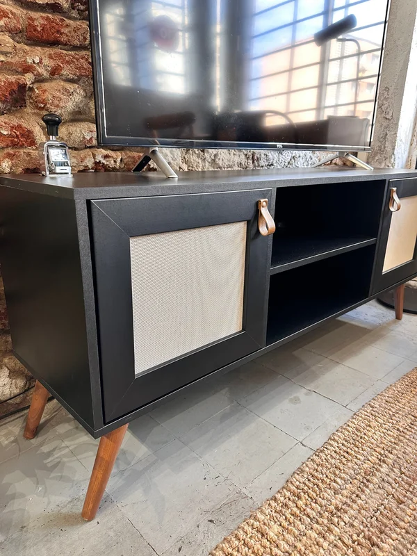 Rack Praga 140 cm - Negro con Esterilla en Gris - Muebles para TV, Uruguay | Berna home, vista 3