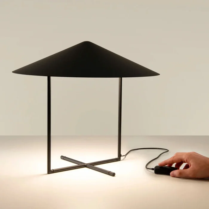 Big en Negro - Lámparas de mesa, Uruguay | Darko Lighting, vista 3