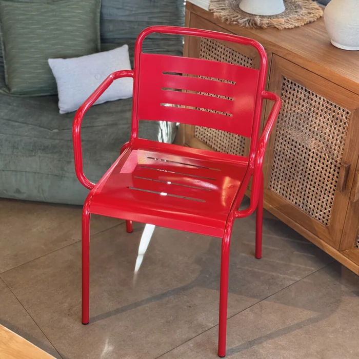Silla Palau - Roja en Rojo - Sillas, Uruguay | Walnut