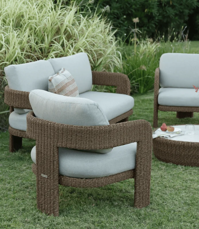 CONJUNTO MAE EXTERIOR BEIGE MADERA NATURAL en Beige - Muebles para el exterior, Uruguay | Más Infinito Casa, vista 3