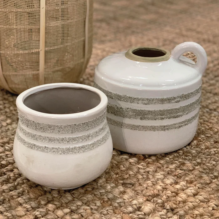 MACETA CERAMICA C/ASA ANILLOS 20X20X19CM BLANCO en Blanco - Macetas, Uruguay | Koz, vista 2
