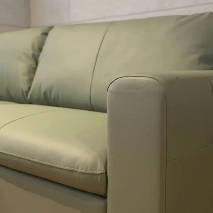 SOFA 100% CUERO - MODELO BLANC - 3 CUERPOS - COLOR MENTA en Verde - Sillones y sofás, Uruguay | Champagne Home, vista 2