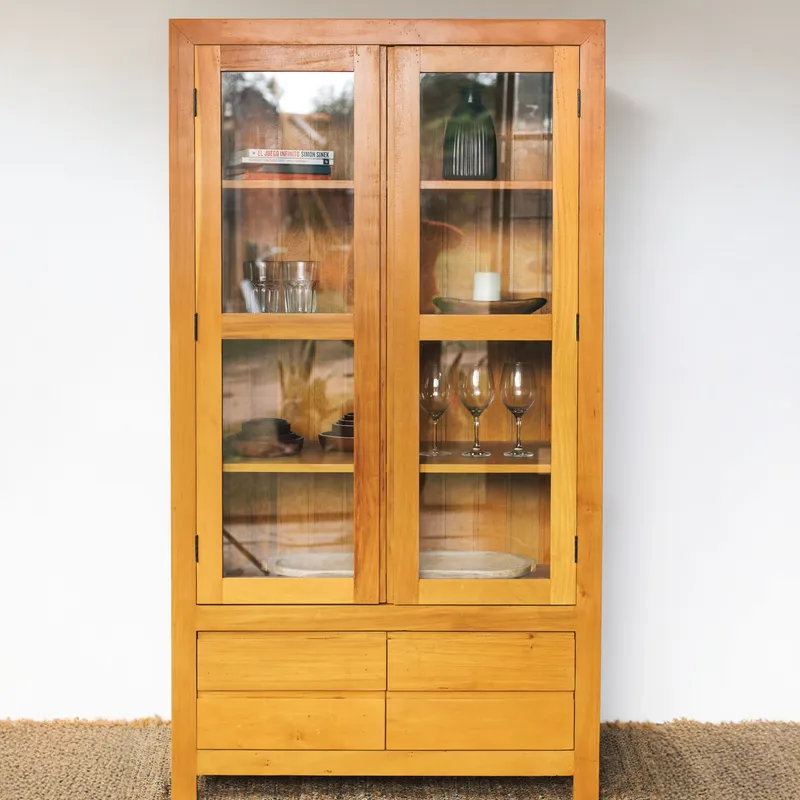 CRISTALERO/ VITRINA FENIX 1,80mt en Madera natural - Aparadores y recibidores, Uruguay | Fundamento Muebles