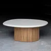 MESA LUCIANA LIVING ORGANICA CEMENTO Y TEKA RECICLADA en Madera natural - Mesas de living, Uruguay | Masinfinito Casa, vista 1 de 2
