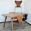 Series 7 | Arne Jacobsen. Madera & inox. en Marrón - Sillas, Uruguay | Mad for Modern, vista 2 de 2