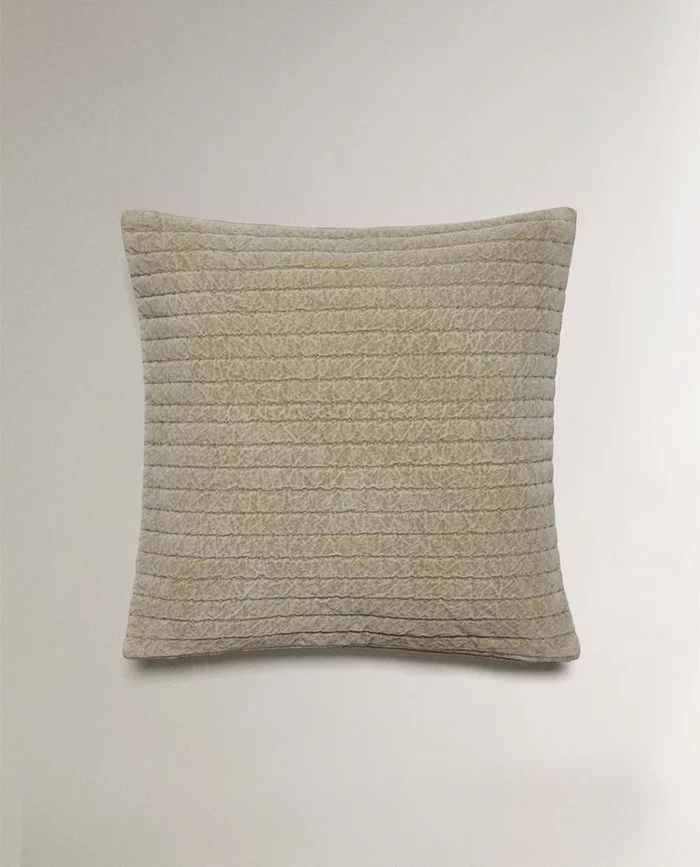FUNDA COJÍN ACOLCHADO en Beige - Textiles, Uruguay | Zara Home, vista 2